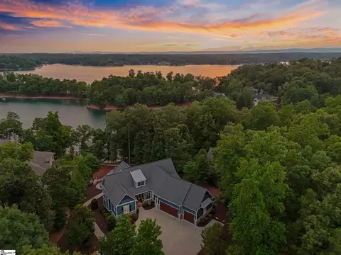 600 Coleridge Ct, Seneca, SC 29672