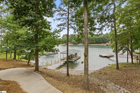 600 Coleridge Ct, Seneca, SC 29672 photo 3