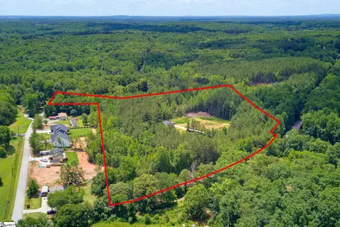 1217 Pleasant Hill Rd, Landrum, SC 29356