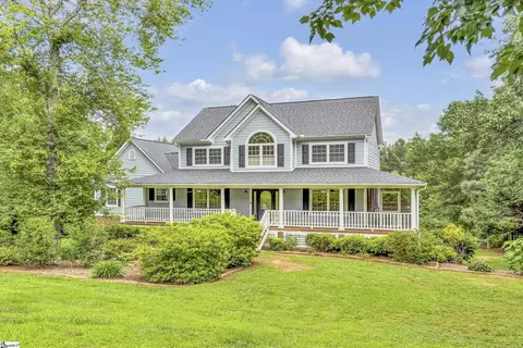 204 Long View Ln, Pickens, SC 29671