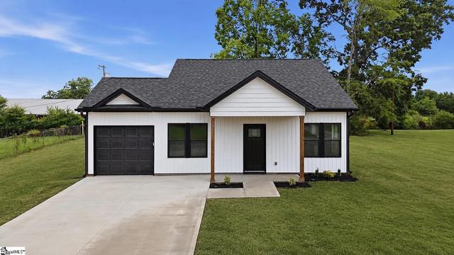 121 Sims Ln, Spartanburg, SC 29307