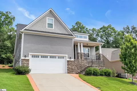 610 Winding Slope Dr, Piedmont, SC 29673
