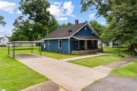507 N Pearson St, Woodruff, SC 29388