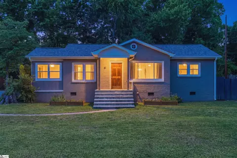 5 Courtney Cir, Greenville, SC 29617
