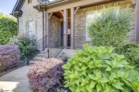 106 Kettle Oak Way, Simpsonville, SC 29680
