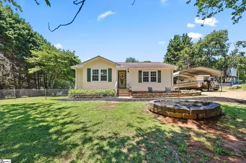 229 Norman Dr, Easley, SC 29640 photo 2