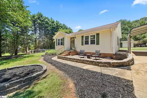 229 Norman Dr, Easley, SC 29640 photo 4