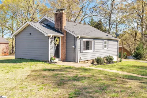 2816 Brushy Creek Rd, Greer, SC 29650
