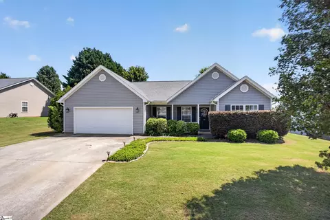 113 Baltic Ave, Anderson, SC 29621