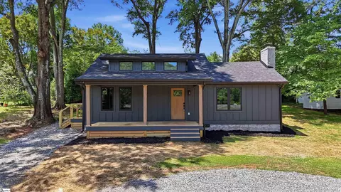 70 E Main St, Inman, SC 29349