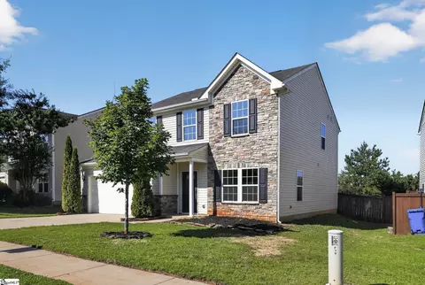 15 Granite Ln, Greenville, SC 29607