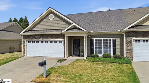 211 Louisville Dr, Greenville, SC 29607