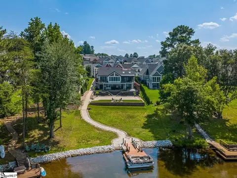 529 Coolwater Dr, Taylors, SC 29687