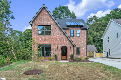 32 Tubbs Mountain Rd Ext, Travelers Rest, SC 29690