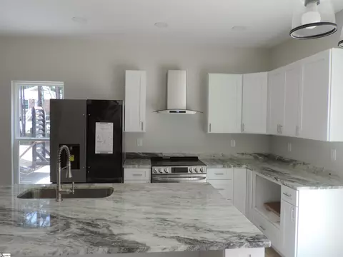 Kitchen - 384 Bailey Rd, Buffalo, SC 29321 photo 1 of 3