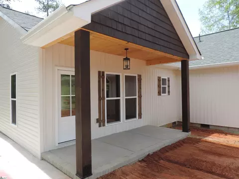 Exterior - 384 Bailey Rd, Buffalo, SC 29321 photo 7 of 9