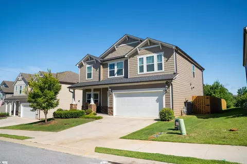 4 Cottontail Ct, Simpsonville, SC 29680