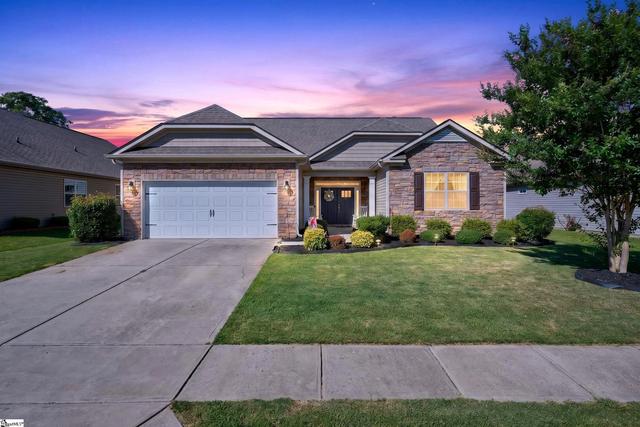 700 Ridgeville Crossing Dr, Inman, SC 29349