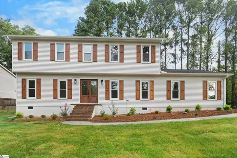 1 Brynhurst Cir, Greenville, SC 29615