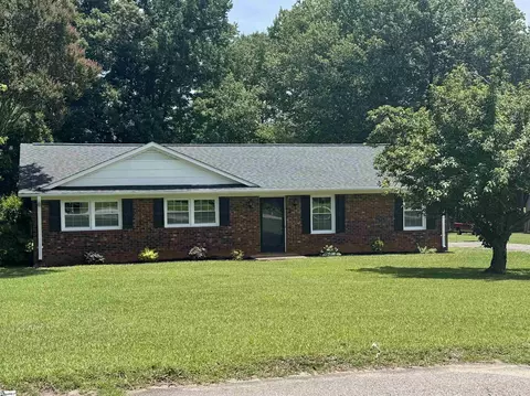 Exterior - 228 Greenridge Dr, Moore, SC 29369 photo 10 of 10