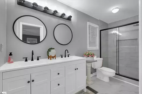 Bath - 127 White Oak Dr, Easley, SC 29642 photo 1 of 2