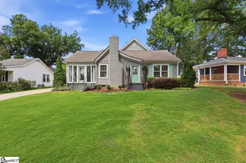 10 N Avondale Dr, Greenville, SC 29609