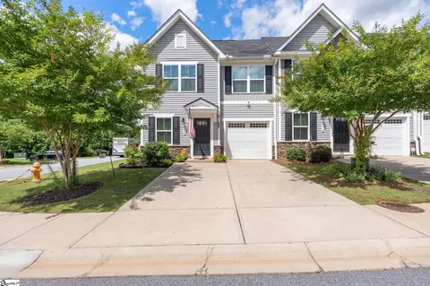 216 Shepley St, Fountain Inn, SC 29644