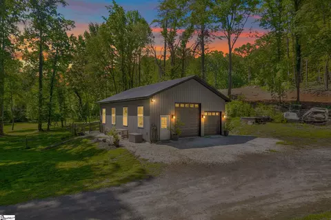 3306 Moorefield Memorial Hwy, Pickens, SC 29671