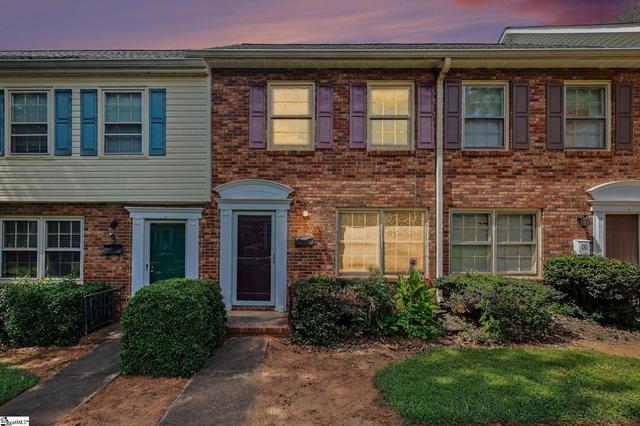 1446 Dover Rd, Spartanburg, SC 29301