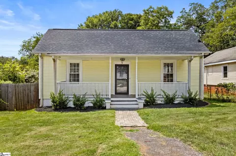 5 Conyers St, Greenville, SC 29609