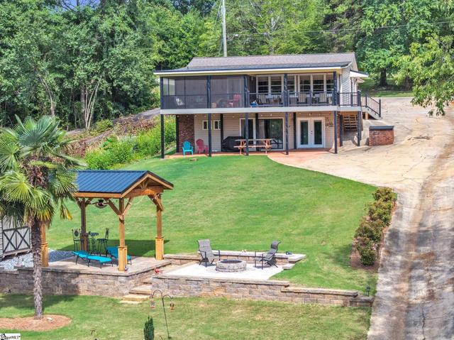 156 Zimmerman Dr, Inman, SC 29349