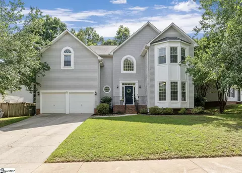 16 Halehaven Dr, Simpsonville, SC 29681