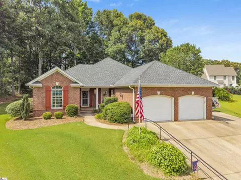 726 Moonridge Dr, Moore, SC 29369