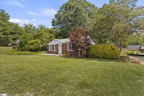 1902 Old Parker Rd, Greenville, SC 29609