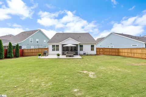 Exterior - 556 Backacre Ct, Greer, SC 29651 photo 7 of 9