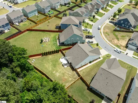 View/Area - 556 Backacre Ct, Greer, SC 29651 photo 3 of 4