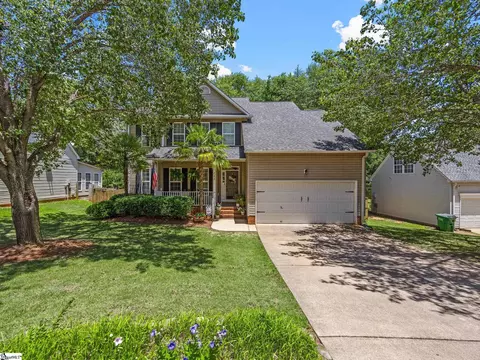 223 Silverbell Dr, Boiling Springs, SC 29316