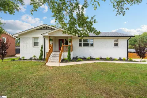 204 Greenacre Rd, Greenville, SC 29607