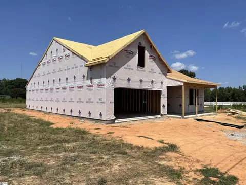 295 Henderson Rd, Gray Court, SC 29645