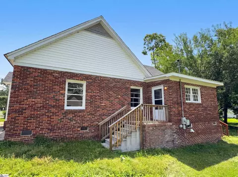 202 E Centennial St, Clinton, SC 29325 photo 5