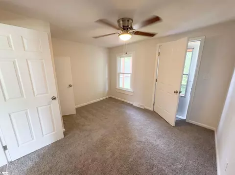 202 E Centennial St, Clinton, SC 29325 photo 8