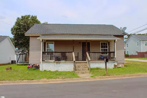 11 5th St, Greer, SC 29651 photo 1