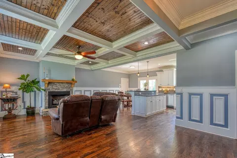 183 Pearson St, Moore, SC 29369 photo 9