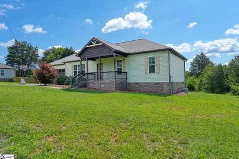 183 Pearson St, Moore, SC 29369 photo 2