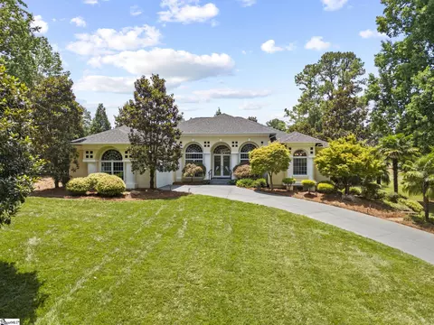 752 Three Wood Ln, Woodruff, SC 29388