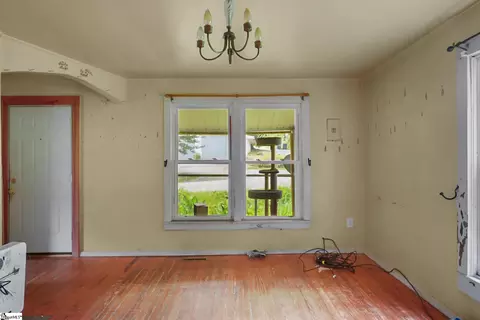4 Adger St, Pelzer, SC 29669 photo 9