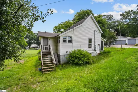 4 Adger St, Pelzer, SC 29669 photo 4