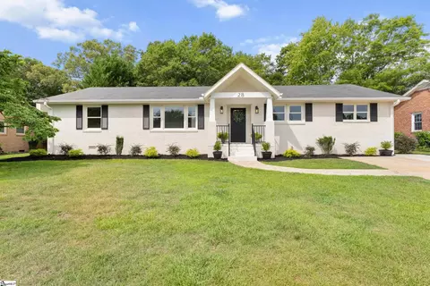 28 Kendal Green Dr, Greenville, SC 29607