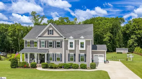74 Modesto Ln, Simpsonville, SC 29681