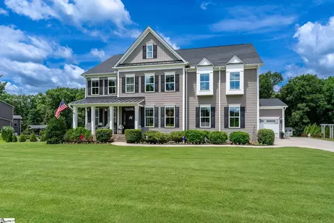 74 Modesto Ln, Simpsonville, SC 29681
